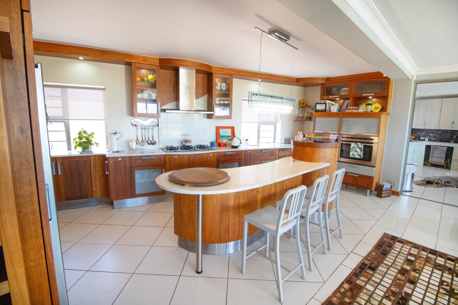 4 Bedroom Property for Sale in C Place Eastern Cape